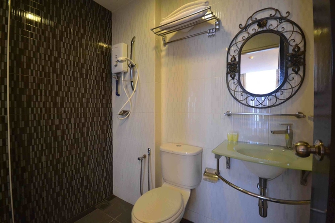 Imagen de la habitación del Hotel Rae Bukit Bintang. Foto 4