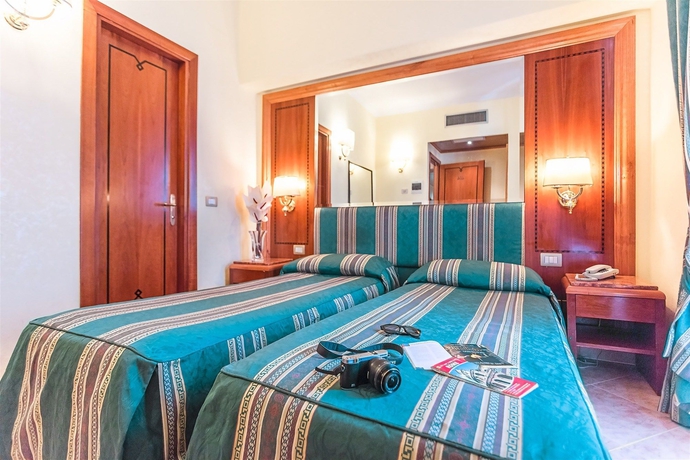 Imagen de la habitación del Hotel Raeli Lazio. Foto 10