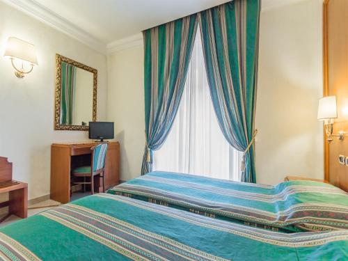 Imagen general del Hotel Raeli Regio. Foto 2