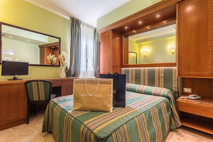 Imagen de la habitación del Hotel Raeli Siracusa. Foto 7