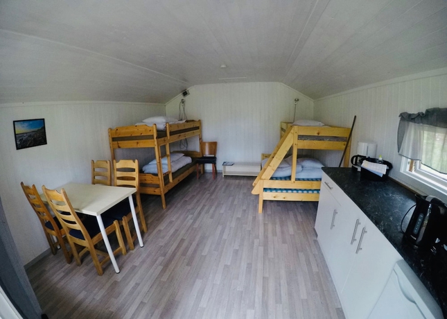 Imagen de la habitación del Hotel Raet Camping. Foto 18