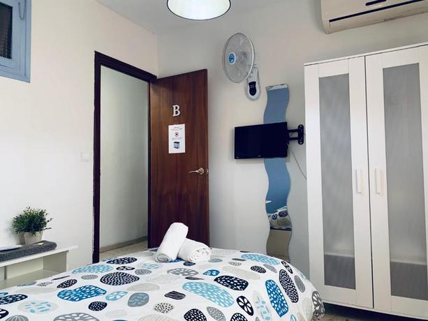 Imagen de la habitación del Hotel Rafaela Guest House. Foto 3