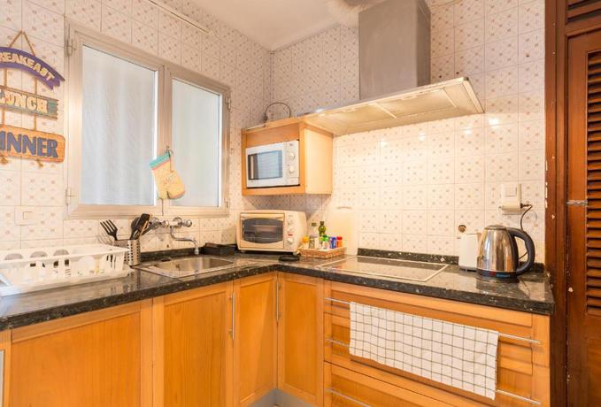 Imagen de la habitación del Hotel Rafaela Guest House. Foto 5