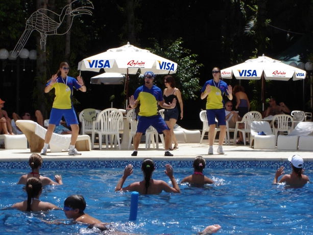 Imagen de la piscina del Hotel Rafain Palace and Convention Center. Foto 6