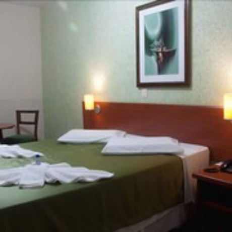 Imagen de la habitación del Hotel Rafeli. Foto 3