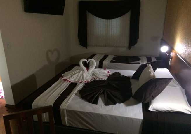Imagen de la habitación del Hotel Rafeli. Foto 4