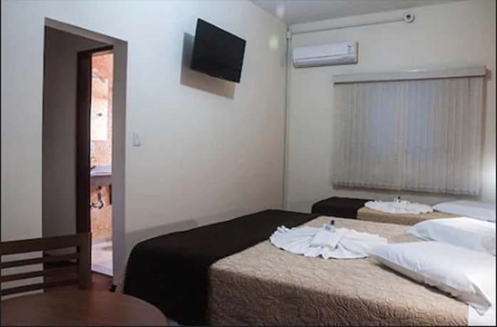 Imagen de la habitación del Hotel Rafeli. Foto 5