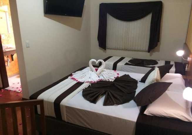 Imagen de la habitación del Hotel Rafeli. Foto 12