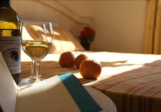 Imagen de la habitación del Hotel Raffael. Foto 3