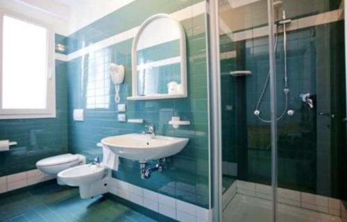 Imagen de la habitación del Hotel Raffaello, Caorle. Foto 6