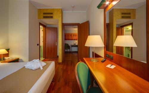 Imagen de la habitación del Hotel Raffaello, Mil&aacute;n. Foto 8