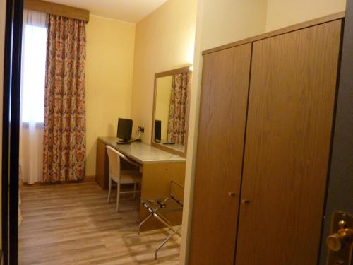 Imagen de la habitación del Hotel Raffaello, Spinea. Foto 10