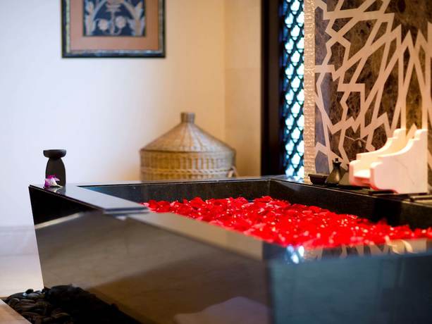 Imagen de la habitación del Hotel Raffles Al Areen Palace Bahrain. Foto 16