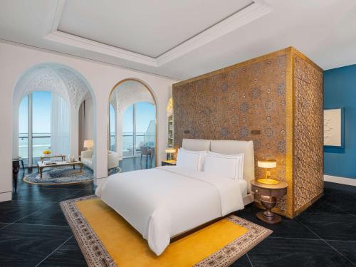 Imagen de la habitación del Hotel Raffles Doha. Foto 11