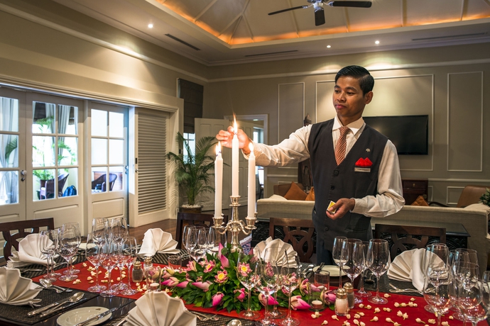 Imagen del bar/restaurante del Hotel Raffles Grand D'angkor. Foto 3