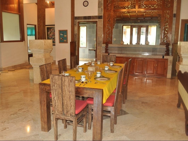 Imagen general del Hotel Raffles Holiday. Foto 1