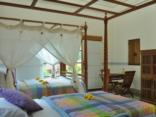 Imagen general del Hotel Raffles Holiday. Foto 2