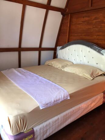 Imagen de la habitación del Hotel Raffles Inn Labuan Bajo. Foto 25