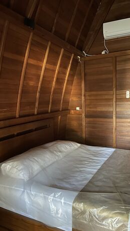 Imagen de la habitación del Hotel Raffles Inn Labuan Bajo. Foto 26
