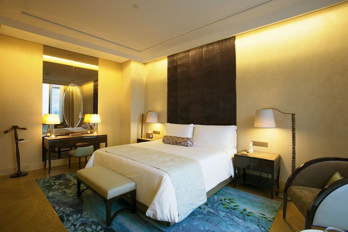 Imagen de la habitación del Hotel Raffles Jakarta. Foto 1