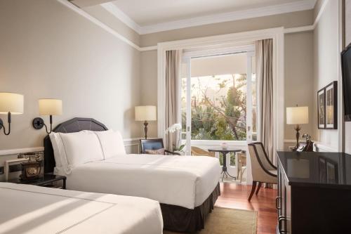 Imagen de la habitación del Hotel Raffles Le Royal. Foto 9