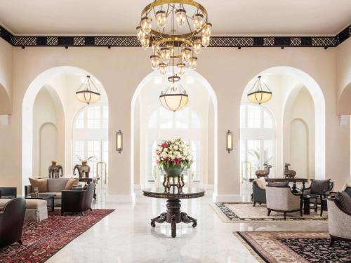 Imagen general del Hotel Raffles Le Royal. Foto 1