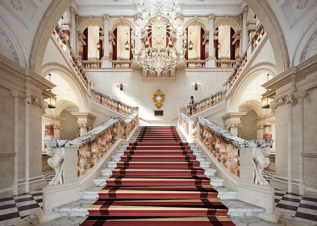 Imagen de los interiores del Hotel Raffles London at The OWO. Foto 7
