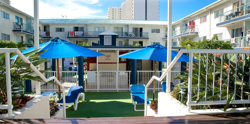 Imagen de los exteriores del Hotel Raffles Royale. Foto 11