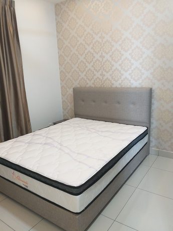 Imagen de la habitación del Hotel Raffles Suites Homestay. Foto 8