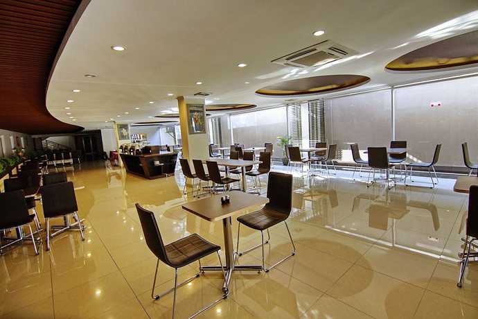 Imagen del bar/restaurante del Hotel Raffleshom. Foto 3