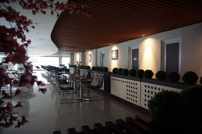 Imagen del bar/restaurante del Hotel Raffleshom. Foto 6