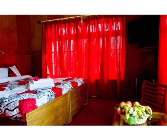 Imagen de la habitación del Hotel Rafica. Foto 6