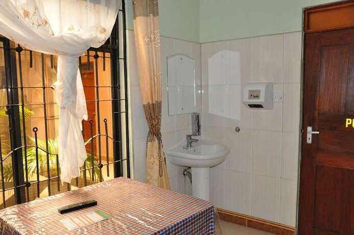 Imagen general del Hotel Rafiki Inn. Foto 9