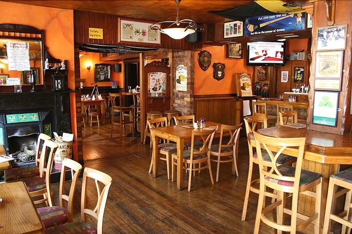 Imagen del bar/restaurante del Hotel Rafter's Gastropub. Foto 5