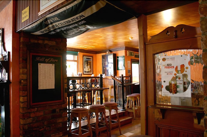 Imagen del bar/restaurante del Hotel Rafter's Gastropub. Foto 6