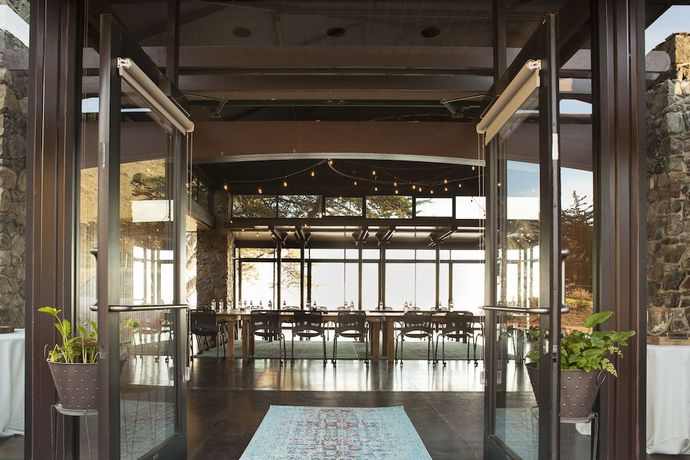 Imagen de los interiores del Hotel Ragged Point Inn and Resort. Foto 20