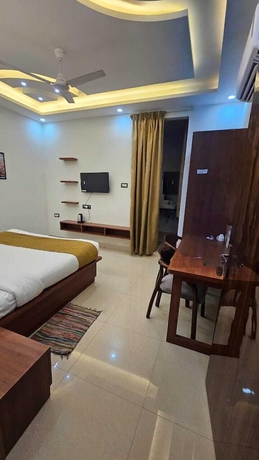 Imagen de la habitación del Hotel Raghav Inn. Foto 5