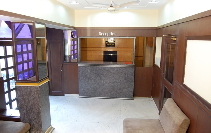 Imagen de los interiores del Hotel Raghav Palace. Foto 14