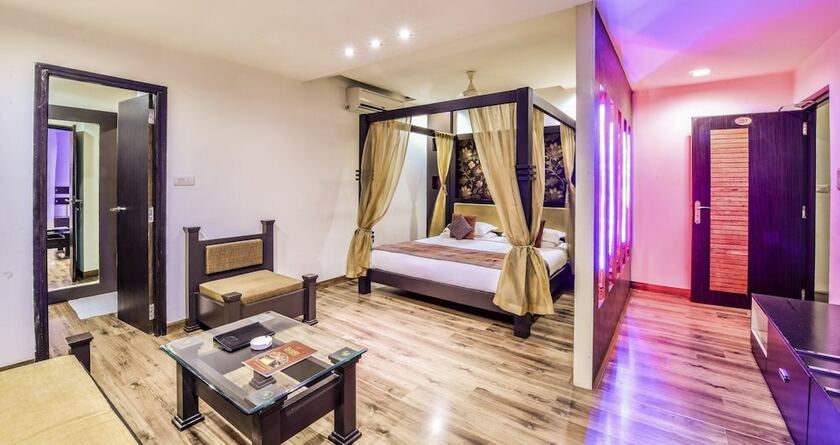 Imagen de la habitación del Hotel Raghu Mahal. Foto 32