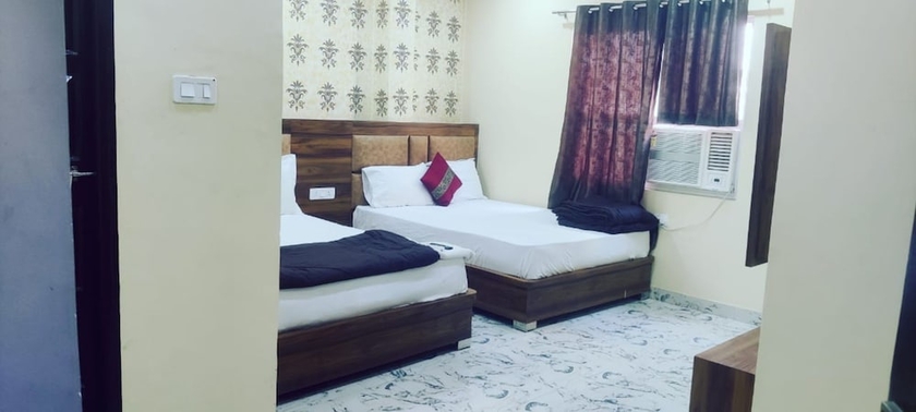 Imagen de la habitación del Hotel Raghubeer Temple. Foto 7