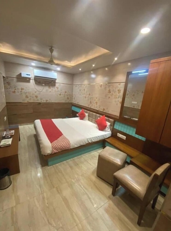 Imagen de la habitación del Hotel Raghupati - Ayodhya. Foto 5