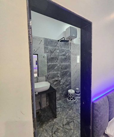 Imagen de la habitación del Hotel Raghupati Raghav Raja Ram Inn. Foto 5
