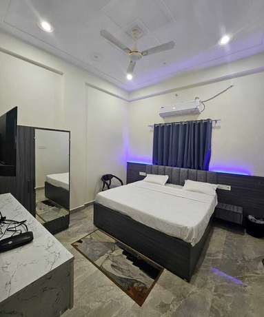 Imagen de la habitación del Hotel Raghupati Raghav Raja Ram Inn. Foto 8