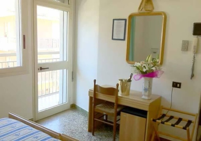 Imagen de la habitación del Hotel Ragno D\'Oro. Foto 9