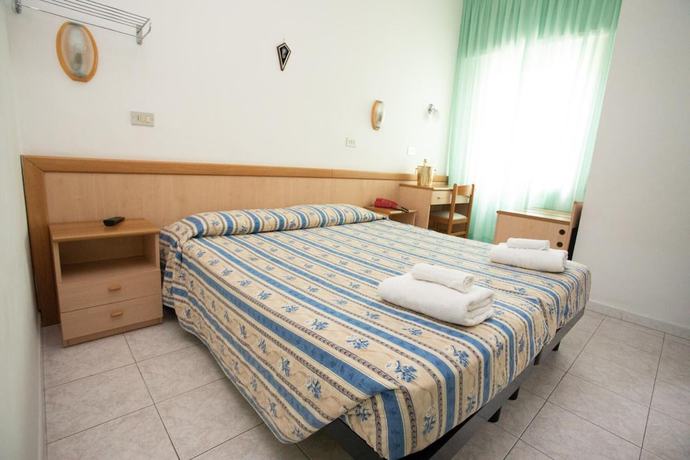 Imagen de la habitación del Hotel Ragno D\'Oro. Foto 13