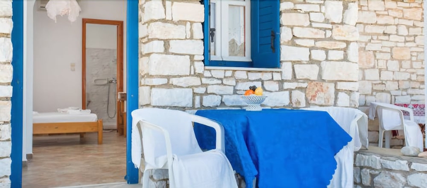 Imagen de la habitación del Hotel Ragoussis House. Foto 15