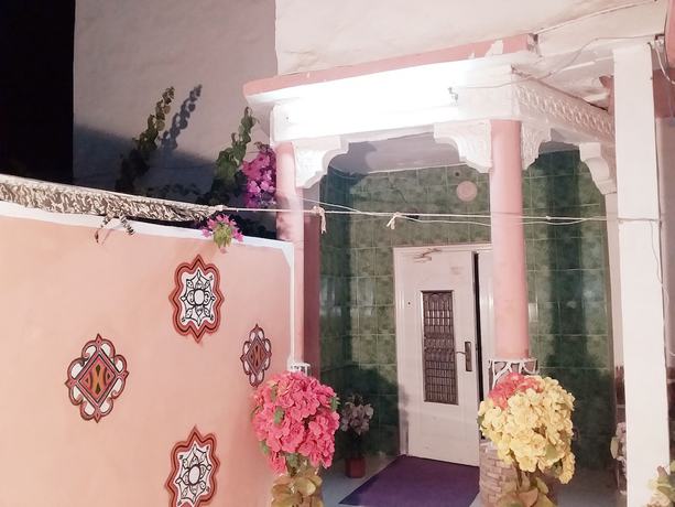 Imagen de los interiores del Hotel Raha. Foto 18