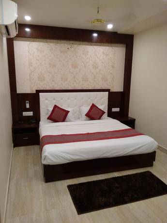 Imagen de la habitación del Hotel Rahil Palace. Foto 12