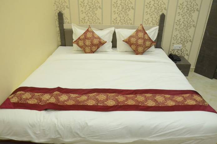Imagen de la habitación del Hotel Rahil Palace. Foto 14
