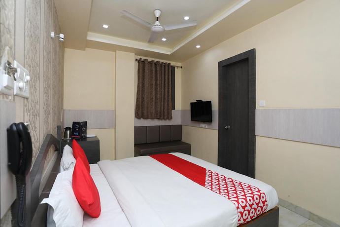 Imagen de la habitación del Hotel Rahil Palace. Foto 15